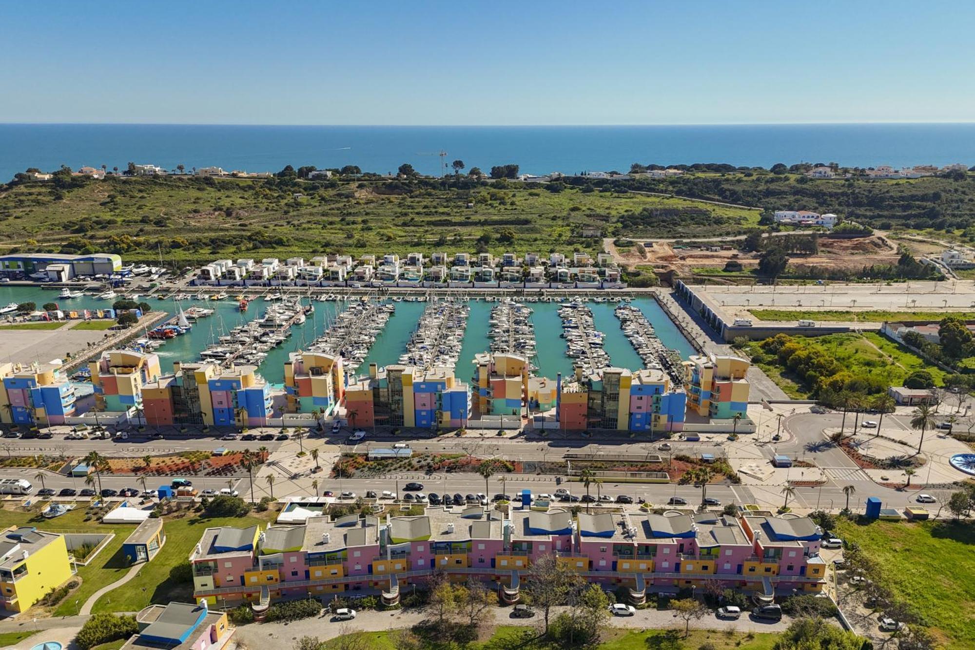 Apartamento Marina Orada With Pool - 900m From The *